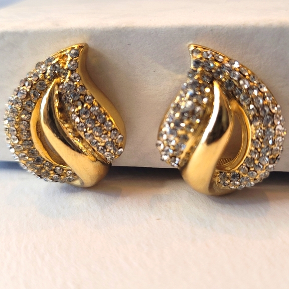Christian Dior Gold Plated Crystal Clip Earrings - Picture 1 of 2